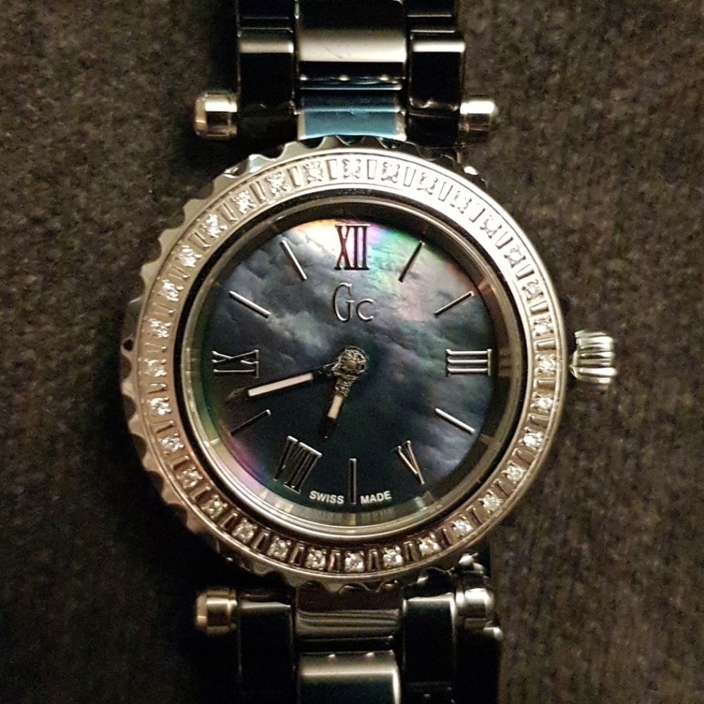 GC diamond watch for women - Picture 8 of 8